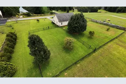 550 Honeysuckle Ridge, Asheboro, NC 27205 - Photo 5