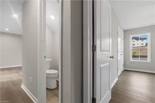 1607 N Cleveland Ave, Winston-Salem, NC 27105 - Photo 9