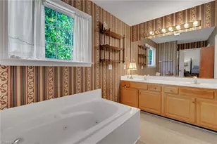 4126 Birchgarden Dr, High Point, NC 27265 - Photo 7