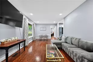 3406 Wilshire Dr, Greensboro, NC 27408 - Photo 5