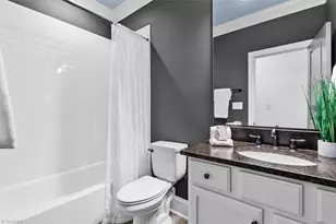 10 Blakeney Pl, Greensboro, NC 27408 - Photo 33