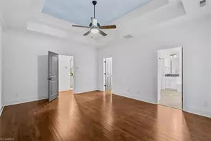 10 Blakeney Pl, Greensboro, NC 27408 - Photo 25