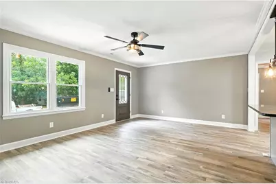 505 Forrest Street, High Point, NC 27262 - Photo 9