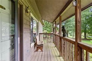 1111 Forest Ln, Thomasville, NC 27360 - Photo 5