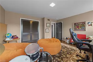 505 W Cornwallis Dr, Greensboro, NC 27408 - Photo 43