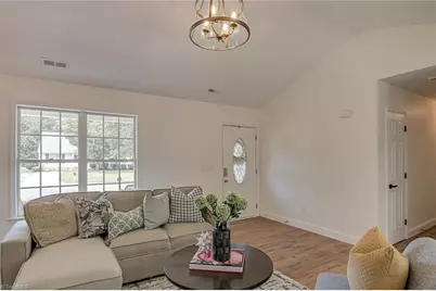 107 Old Treybrooke Drive, Greensboro, NC 27406 - Photo 5
