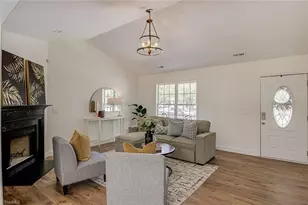 107 Old Treybrooke Dr, Greensboro, NC 27406 - Photo 7