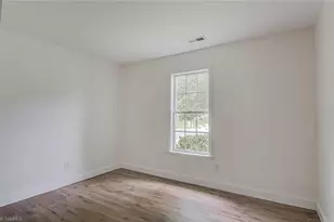 107 Old Treybrooke Dr, Greensboro, NC 27406 - Photo 23