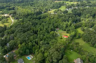 589 Alvis Ln, Winston-Salem, NC 27107 - Photo 7