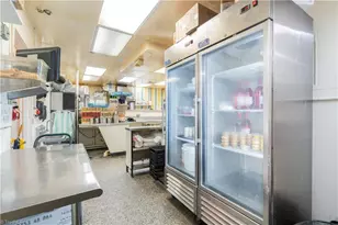 3449 Robinhood Rd, Winston-Salem, NC 27106 - Photo 19