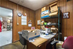 3449 Robinhood Rd, Winston-Salem, NC 27106 - Photo 27