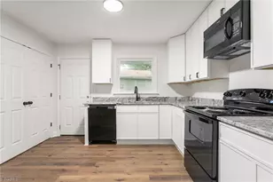 1322 Elm St, Burlington, NC 27217 - Photo 13