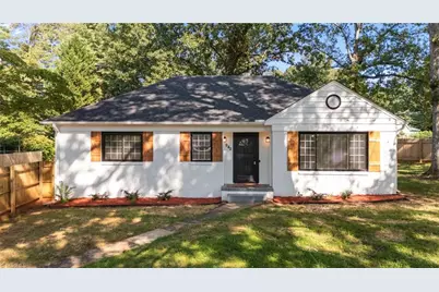 940 N Peace Haven Road, Winston-Salem, NC 27104 - Photo 1