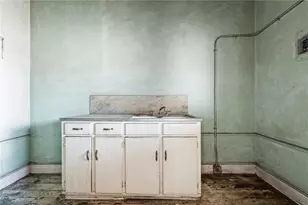 101 S Scales St, Reidsville, NC 27320 - Photo 45