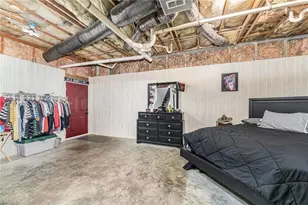 634 E Swannanoa Ave, Liberty, NC 27298 - Photo 39