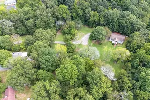 634 E Swannanoa Ave, Liberty, NC 27298 - Photo 19