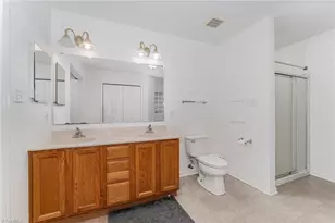 634 E Swannanoa Ave, Liberty, NC 27298 - Photo 37