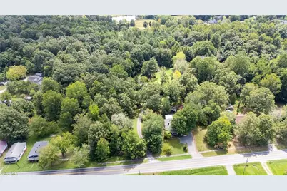 634 E Swannanoa Avenue, Liberty, NC 27298 - Photo 23