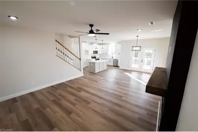 205 Crestwood Drive, Pilot Mountain, NC 27041 - Photo 35