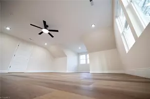 205 Crestwood Dr, Pilot Mountain, NC 27041 - Photo 27