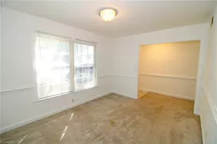 2831 Tully Square, Winston-Salem, NC 27106 - Photo 11