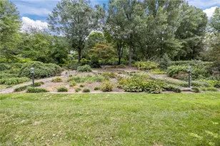 1122 Kensington Dr, High Point, NC 27262 - Photo 45