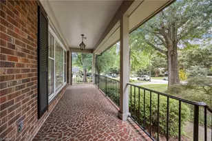 1122 Kensington Dr, High Point, NC 27262 - Photo 3