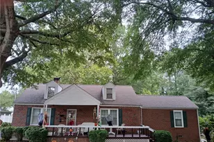 1729 Scales St, Reidsville, NC 27320 - Photo 3