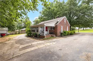 1729 Scales St, Reidsville, NC 27320 - Photo 27