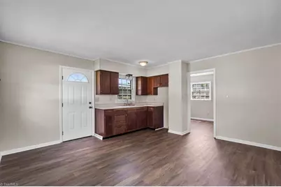 300 Willowbrook Drive, Thomasville, NC 27360 - Photo 33