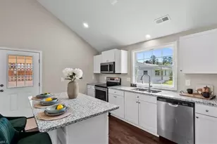 300 Willowbrook Dr, Thomasville, NC 27360 - Photo 9