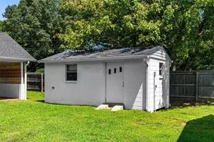 300 Willowbrook Dr, Thomasville, NC 27360 - Photo 29