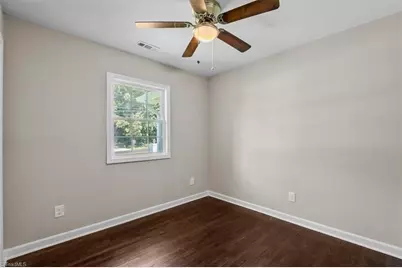 300 Willowbrook Drive, Thomasville, NC 27360 - Photo 17