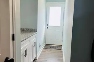 207 Bethlehem Ave, Thomasville, NC 27360 - Photo 11