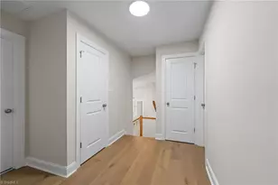 1412 Youngs Mill Rd, Greensboro, NC 27406 - Photo 9