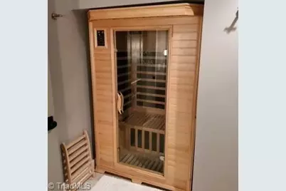 1042 Rockford Road, High Point, NC 27262 - Photo 9