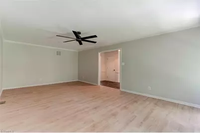 4508 Brookhaven Drive, Greensboro, NC 27406 - Photo 7