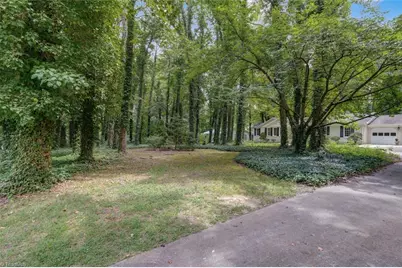 4508 Brookhaven Drive, Greensboro, NC 27406 - Photo 31