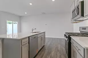 1447 Amberview Ln, Kernersville, NC 27284 - Photo 9