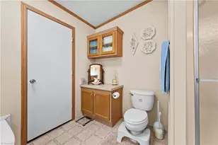 6904 Campbell Rd, Pleasant Garden, NC 27313 - Photo 25