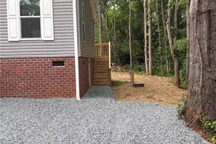 484 Ave K, Lexington, NC 27292 - Photo 3