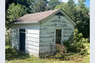 146 Hooker Trail, Mount Airy, NC 27030 - Photo 7