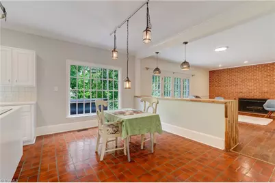 1006 Oakcrest Drive, Reidsville, NC 27320 - Photo 15