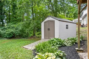 403 Edinburgh Dr, Burlington, NC 27215 - Photo 43