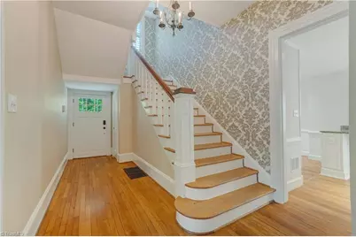 209 W Bessemer Avenue, Greensboro, NC 27401 - Photo 23