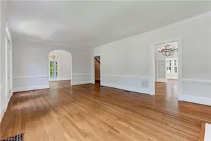 209 W Bessemer Ave, Greensboro, NC 27401 - Photo 5