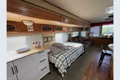 111 Club House Drive, New London, NC 28127 - Photo 25