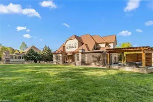 7716 Chesterbrooke Dr, Greensboro, NC 27455 - Photo 43