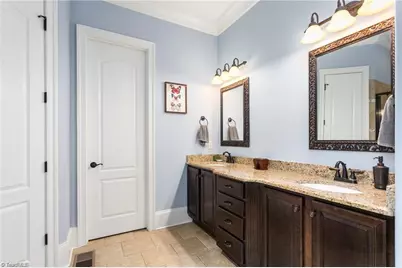 7716 Chesterbrooke Drive, Greensboro, NC 27455 - Photo 21