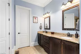 7716 Chesterbrooke Dr, Greensboro, NC 27455 - Photo 21